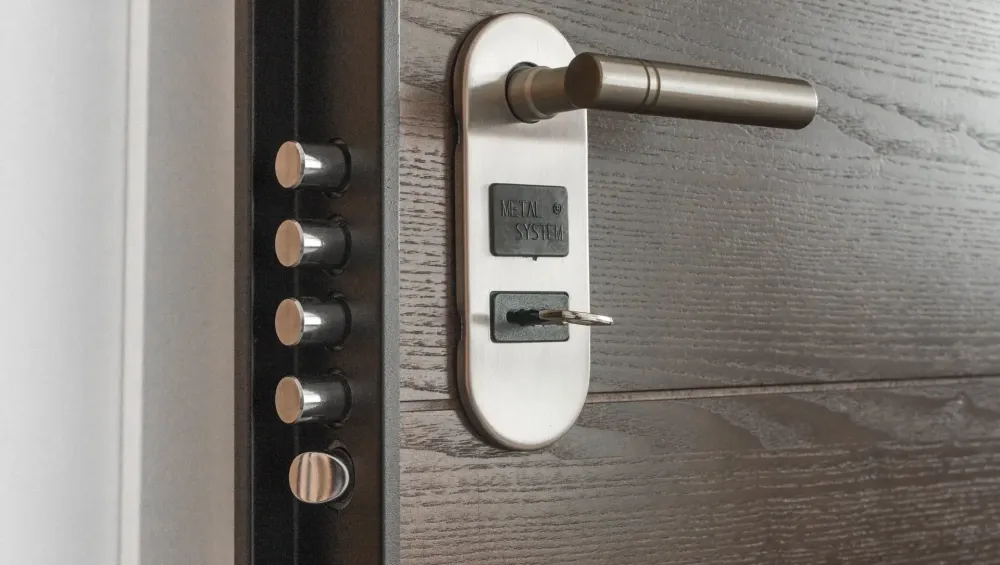 porte sécuriséwebp